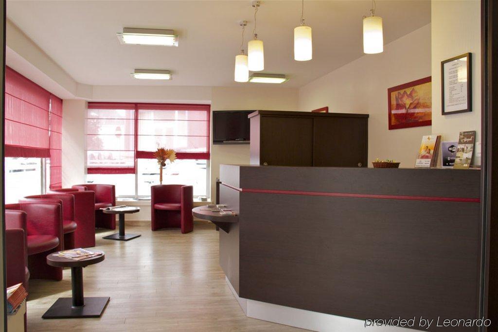Moka Hotel Лорьян Экстерьер фото